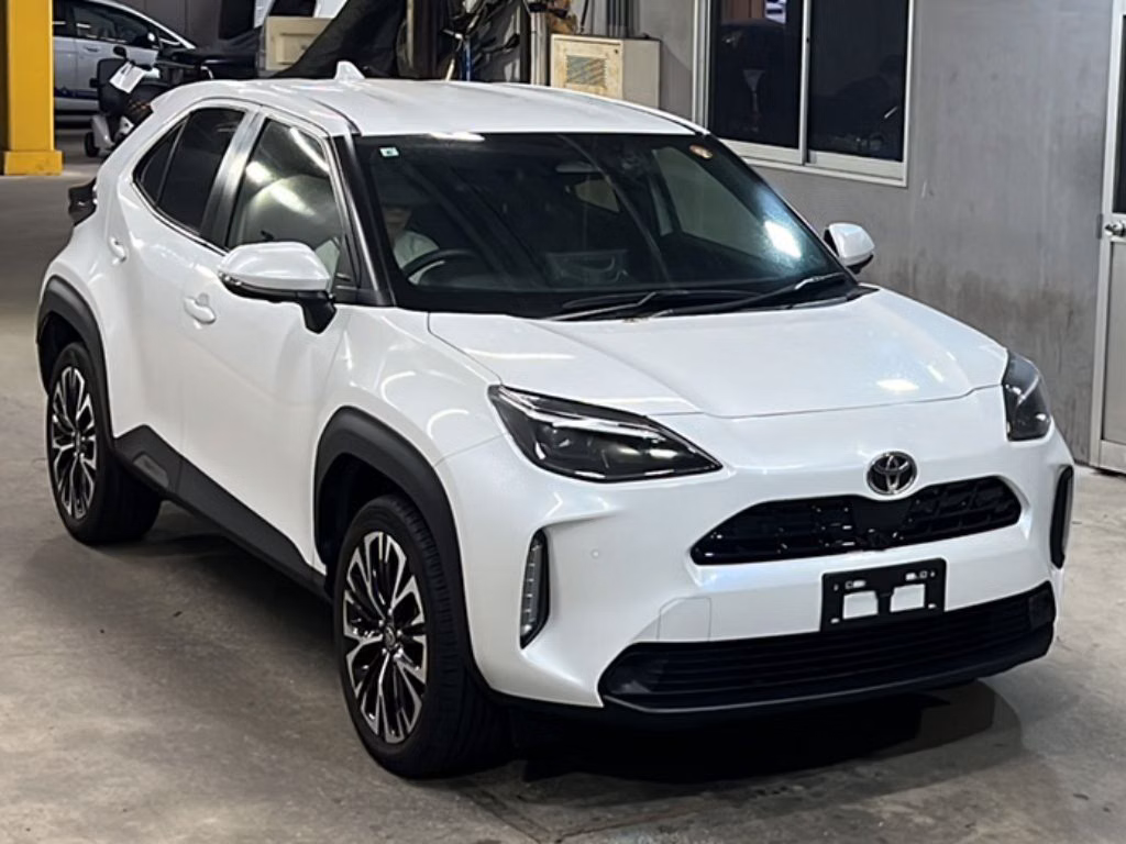 TOYOTA YARIS CROSS