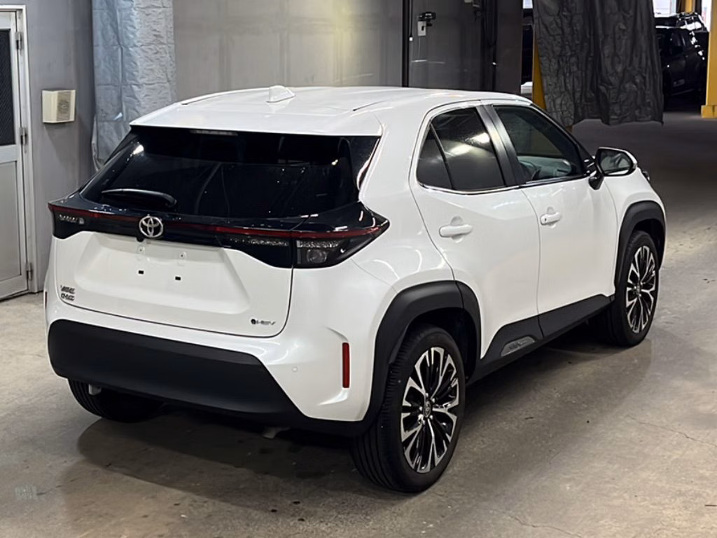 TOYOTA YARIS CROSS
