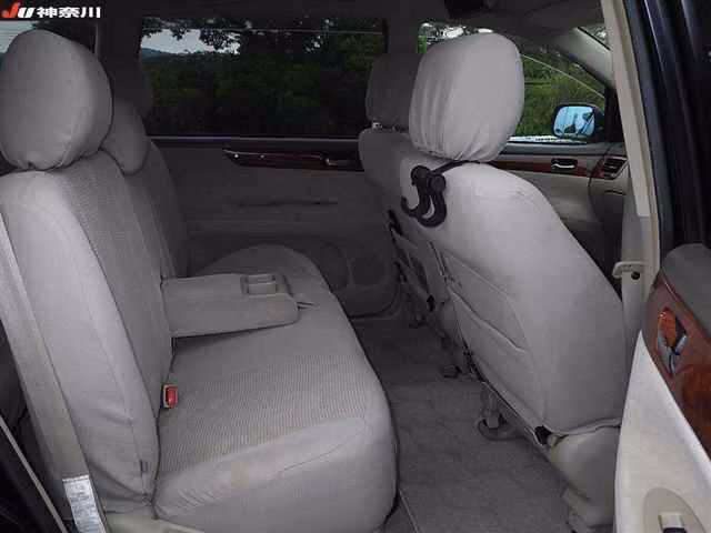 Toyota Ipsum