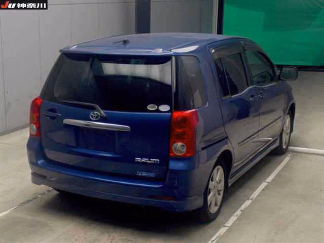 TOYOTA RAUM