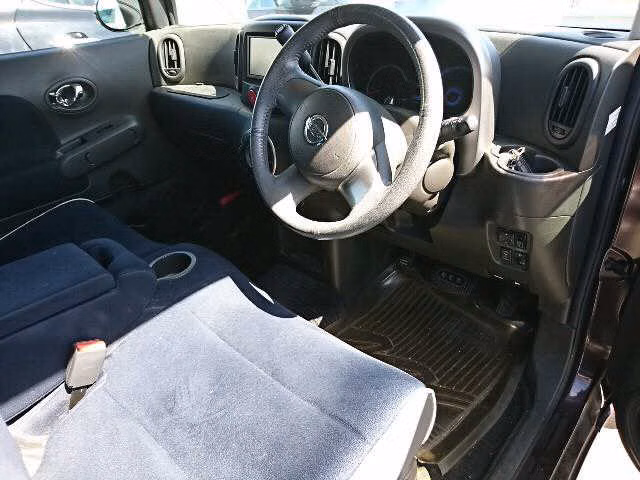 NISSAN CUBE