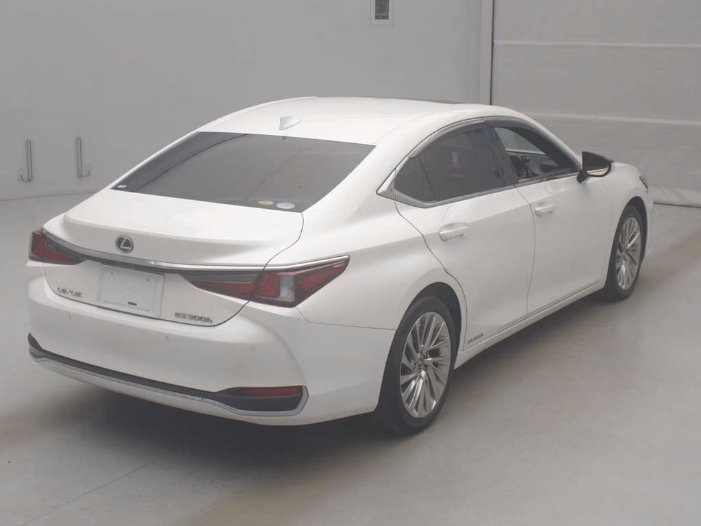 Lexus ES300h