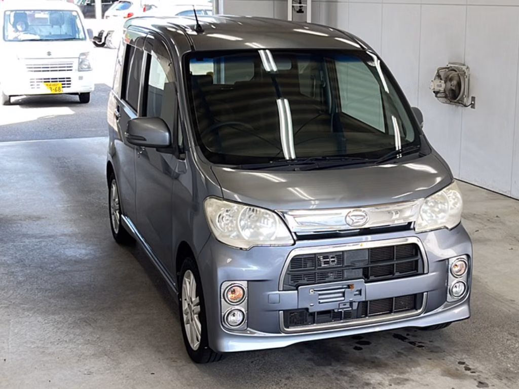 DAIHATSU TANTO EXE