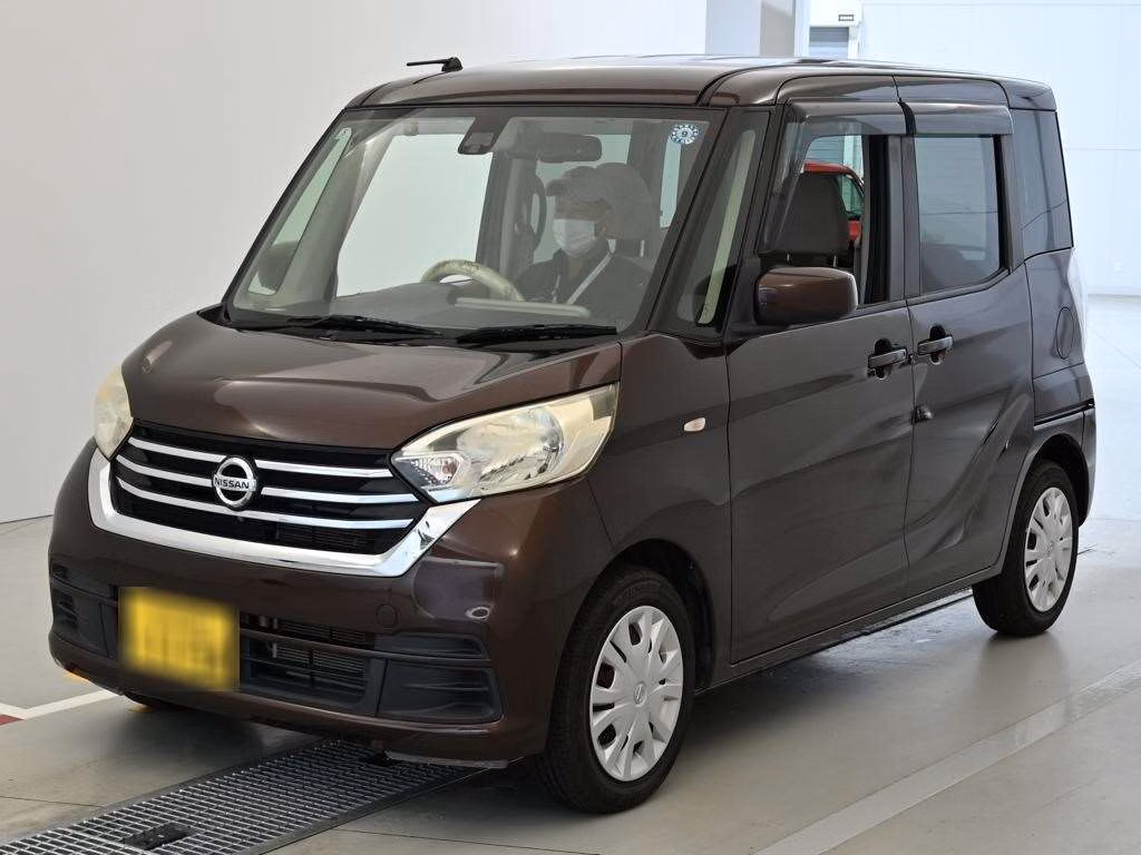 NISSAN DAYZ ROOX