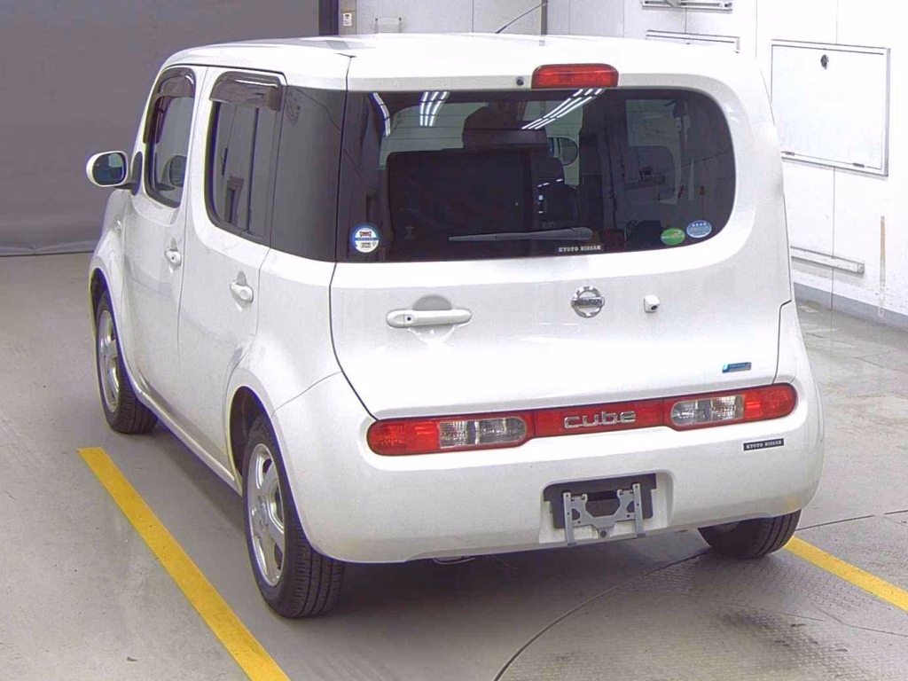 NISSAN CUBE