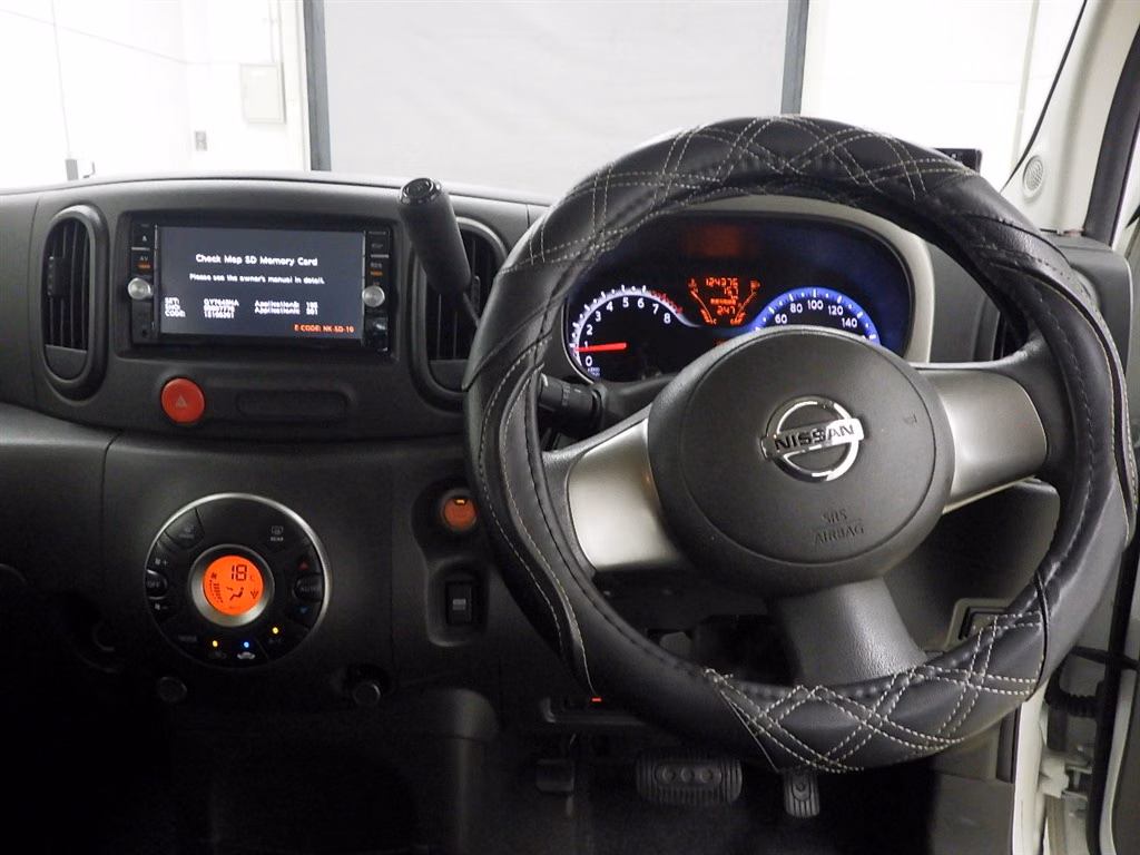 NISSAN CUBE