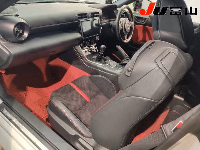 TOYOTA GR 86