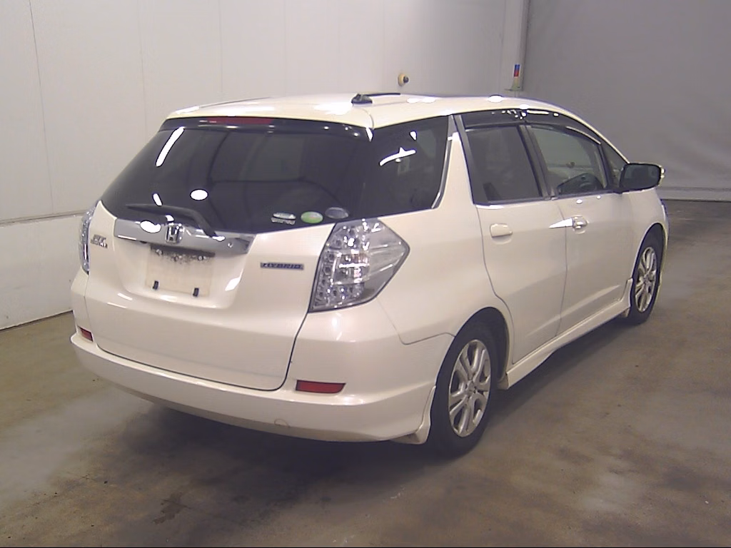 HONDA FIT SHUTTLE