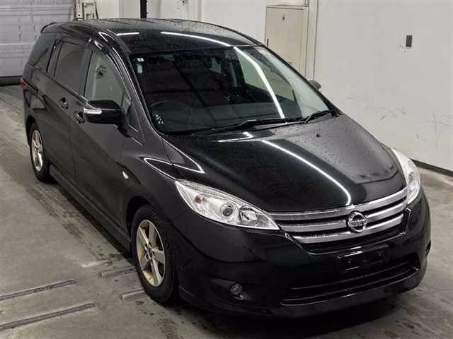 NISSAN LAFESTA