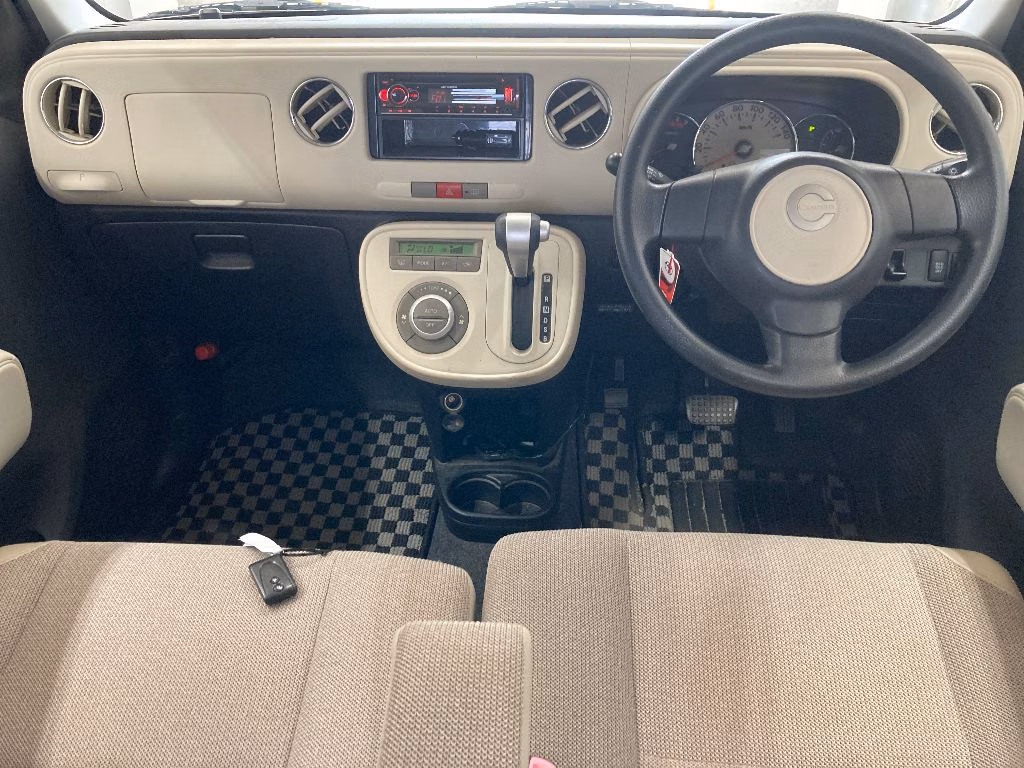 Daihatsu Mira Cocoa