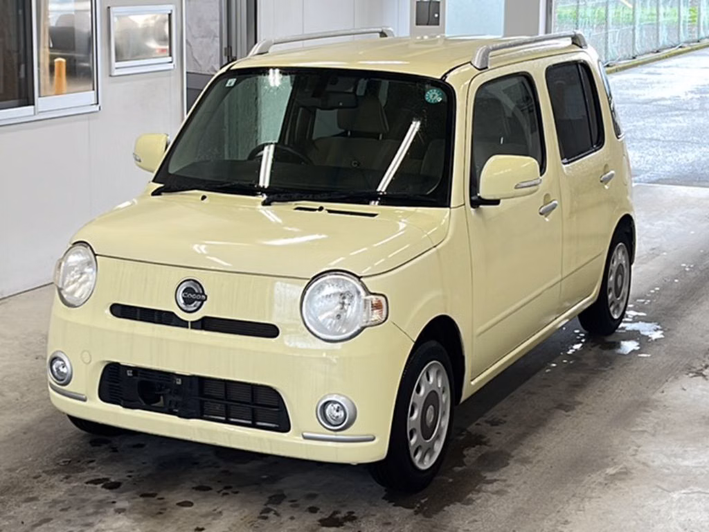 Daihatsu Mira Cocoa