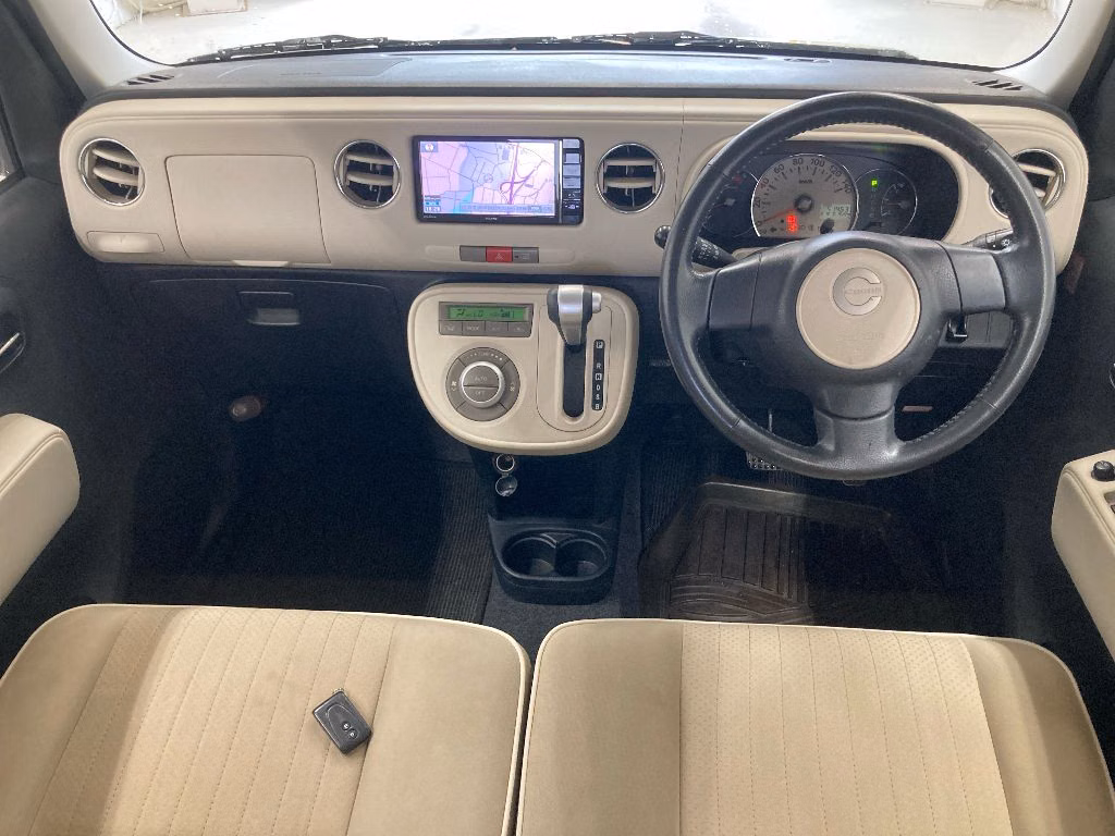 Daihatsu Mira Cocoa