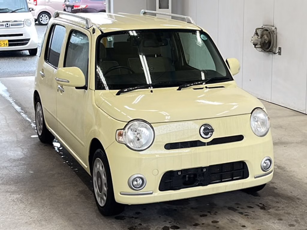 Daihatsu Mira Cocoa