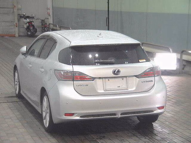 Lexus CT200h