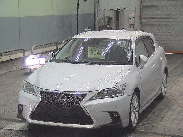Lexus CT200h