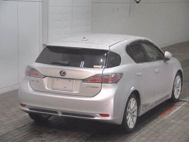 Lexus CT200h