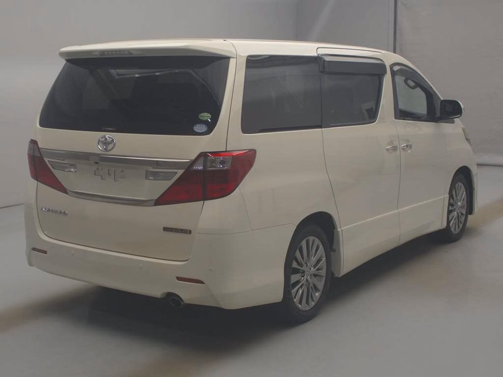 TOYOTA ALPHARD