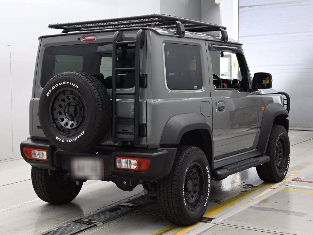 SUZUKI JIMNY SIERRA