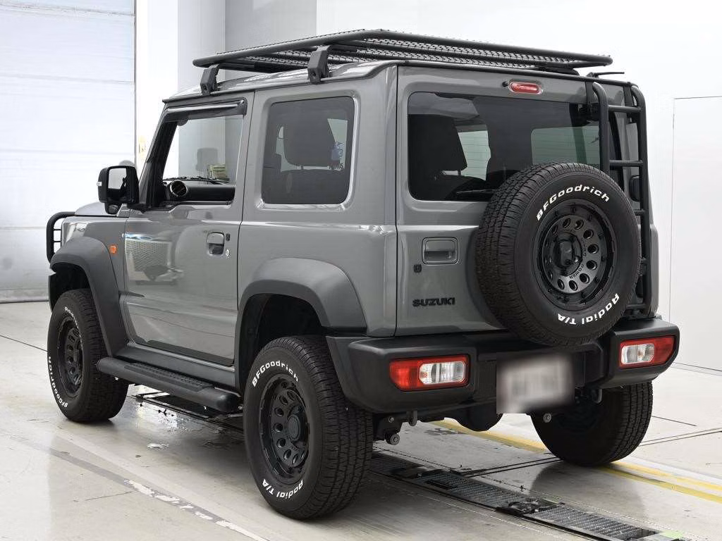 SUZUKI JIMNY SIERRA