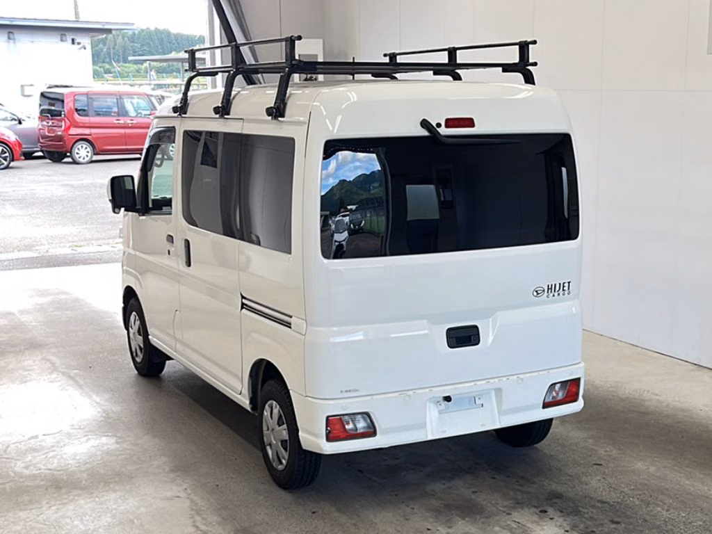 DAIHATSU ATRAI