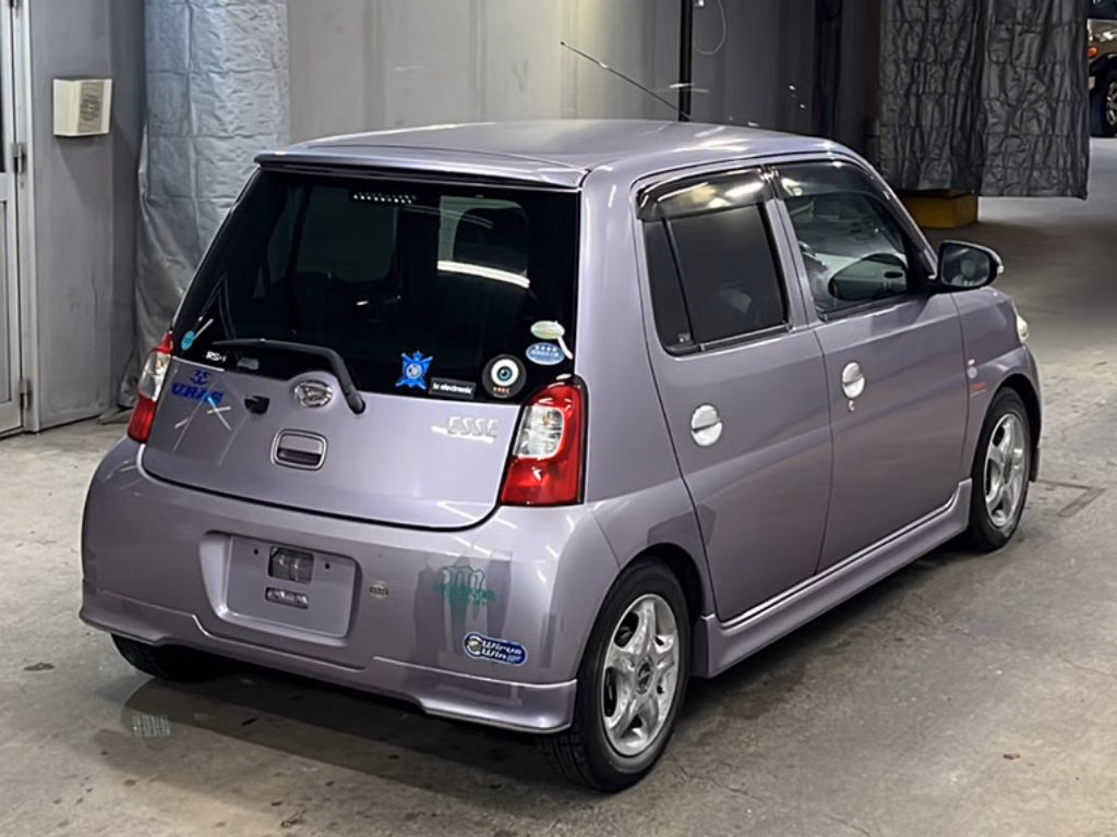 DAIHATSU ESSE