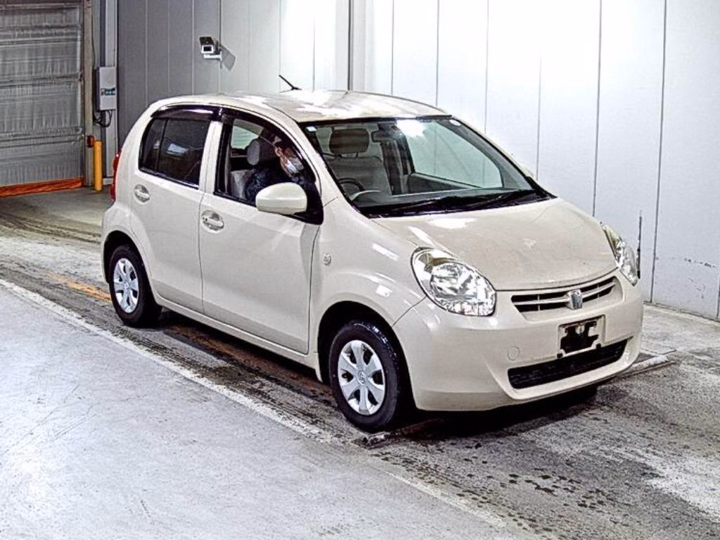 TOYOTA PASSO
