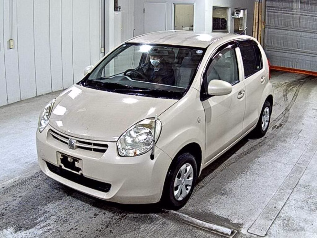 TOYOTA PASSO