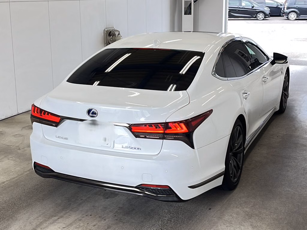 Lexus LS500h