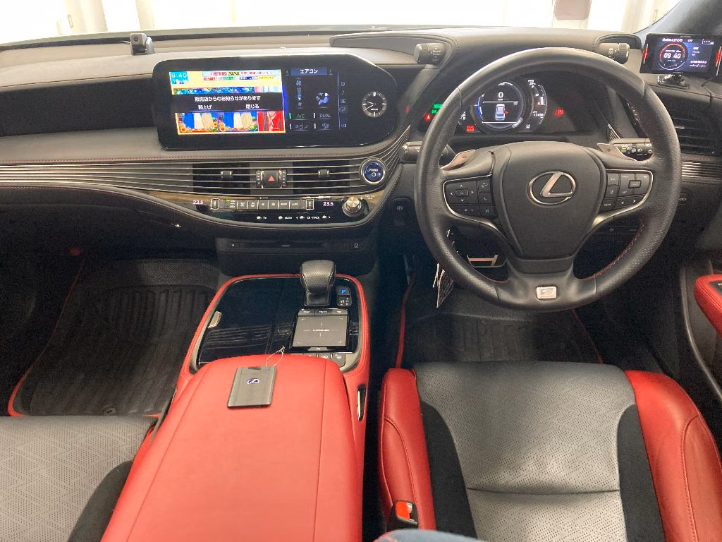 Lexus LS500h