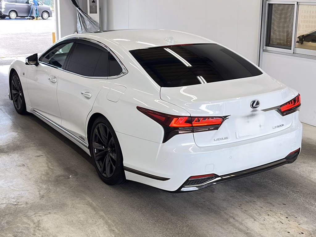Lexus LS500h