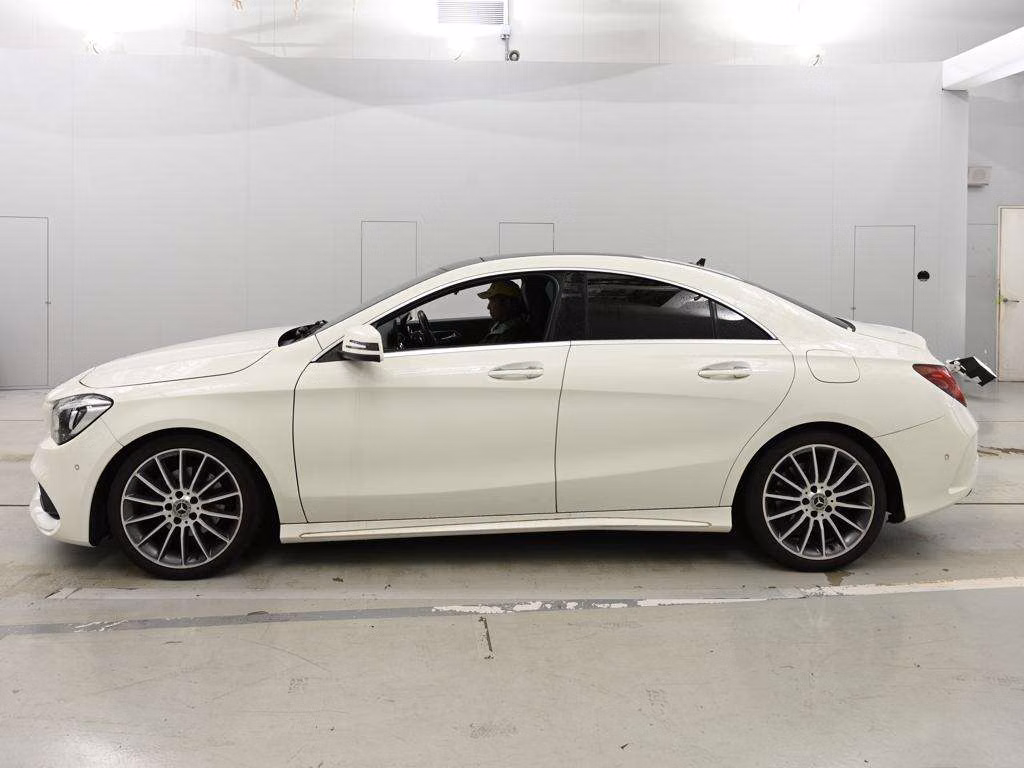 MERCEDES-BENZ CLA-CLASS