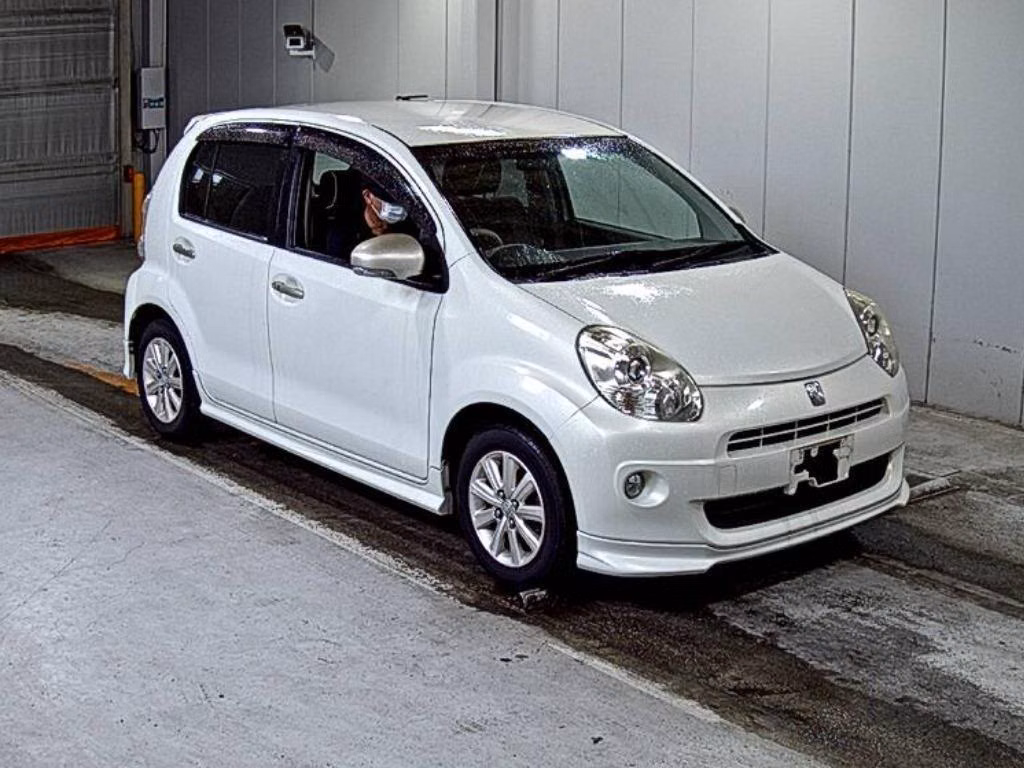 TOYOTA PASSO