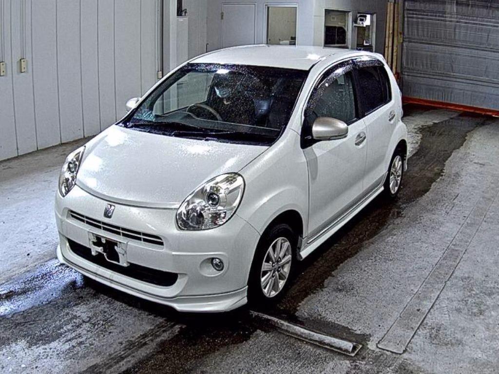 TOYOTA PASSO