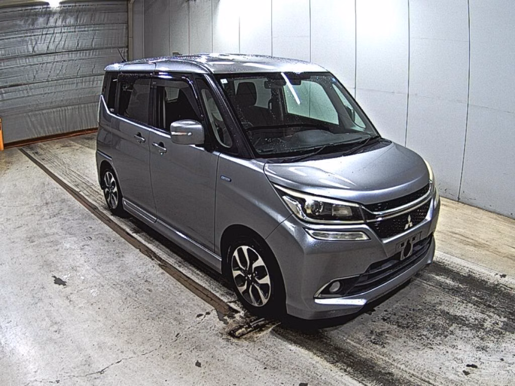 Mitsubishi Delica D:2