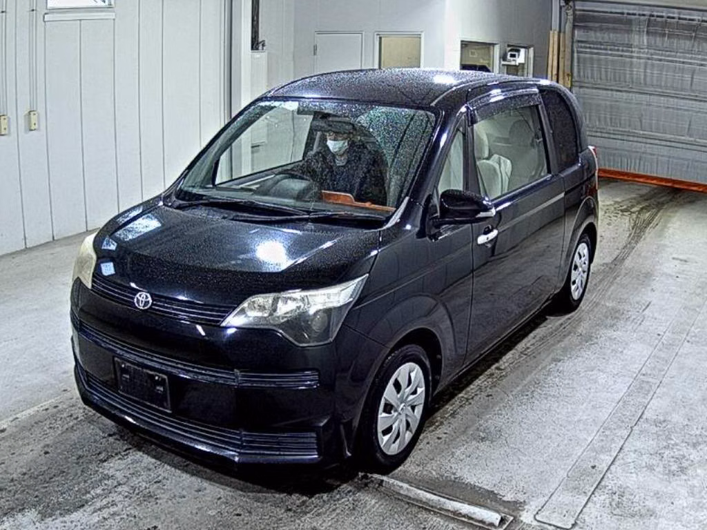 TOYOTA SPADE