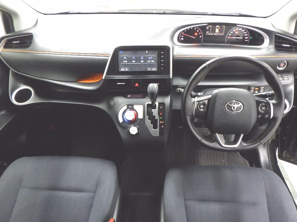TOYOTA SIENTA