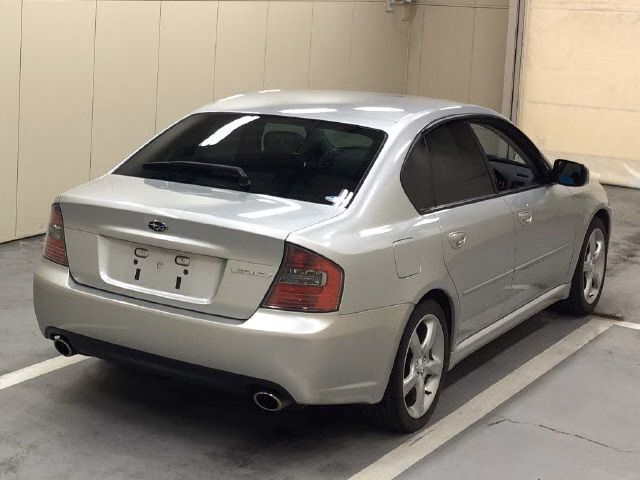 SUBARU LEGACY B4