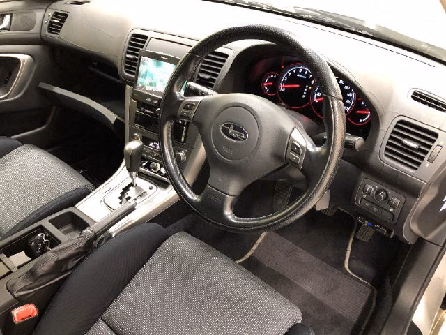 SUBARU LEGACY B4