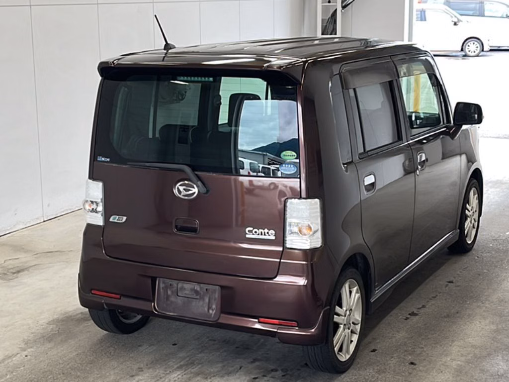 Daihatsu Move Conte