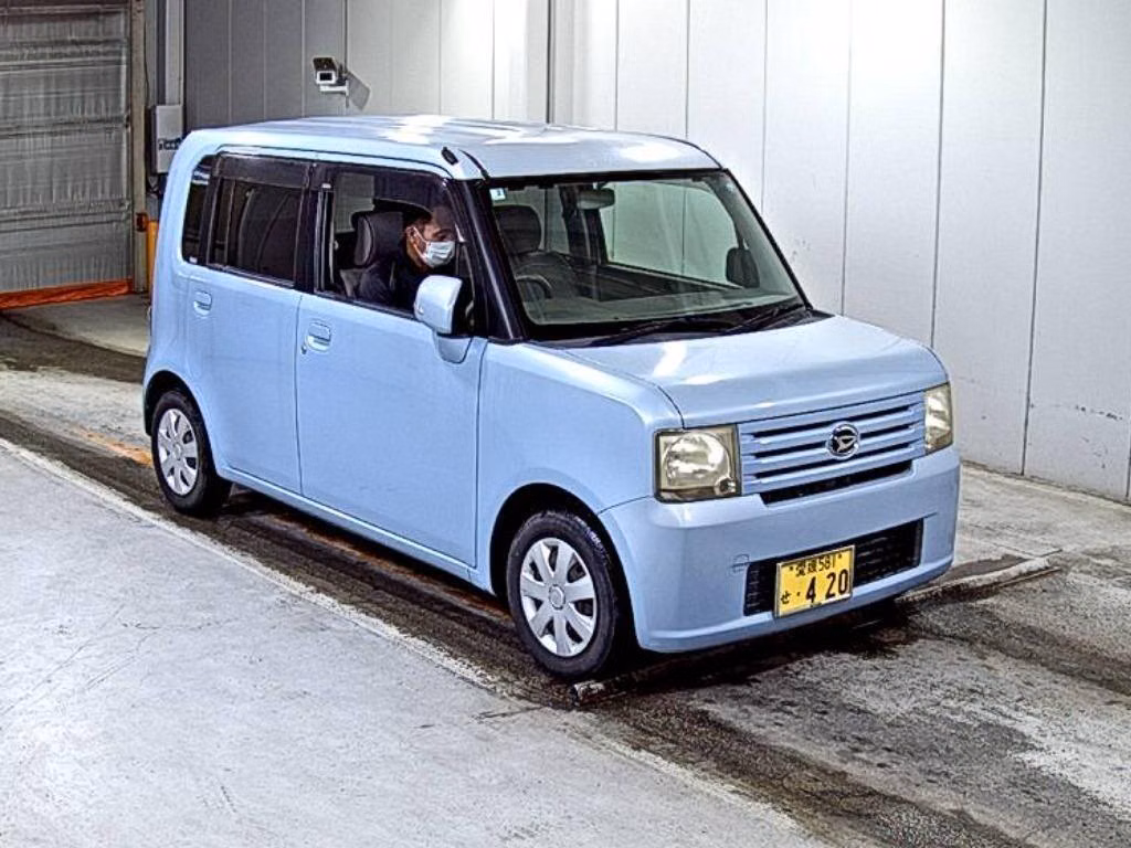 Daihatsu Move Conte