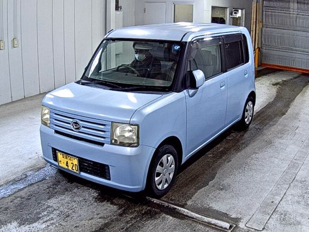 Daihatsu Move Conte