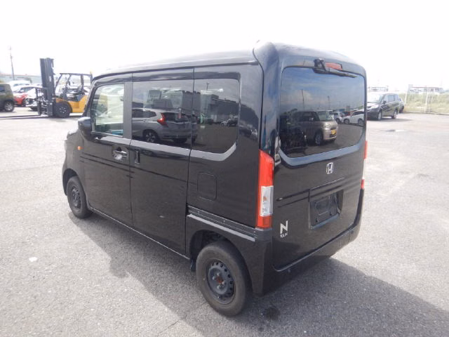HONDA N-VAN