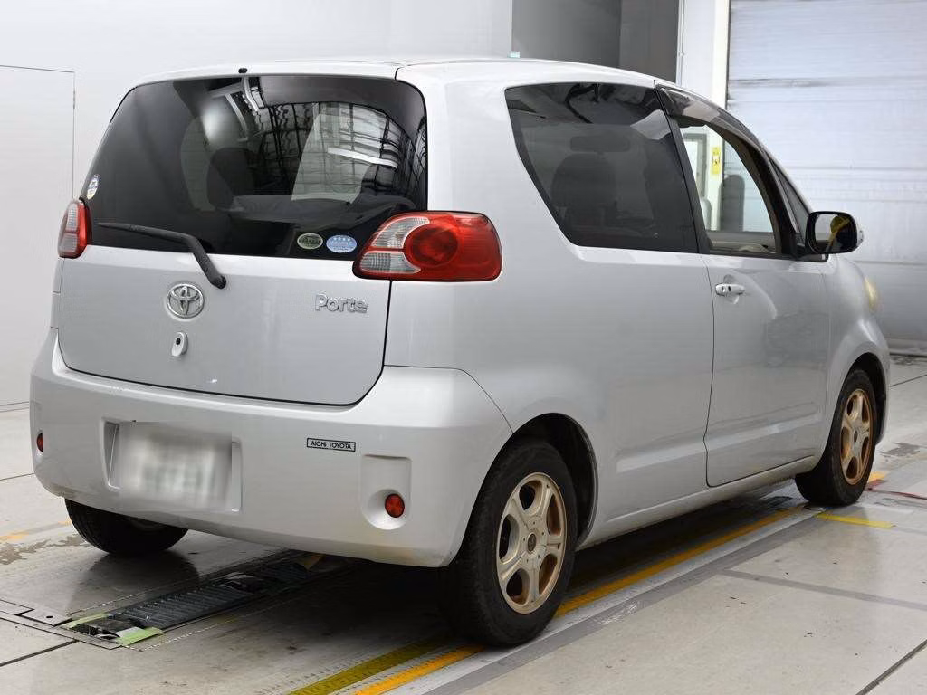 TOYOTA PORTE