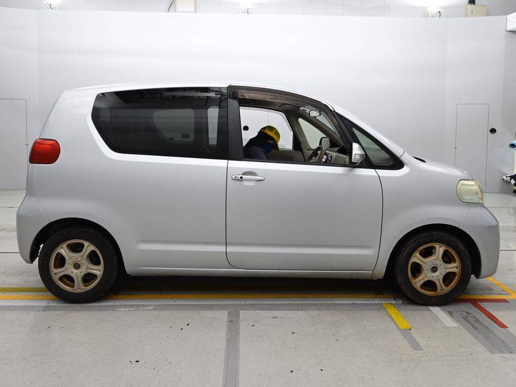 TOYOTA PORTE