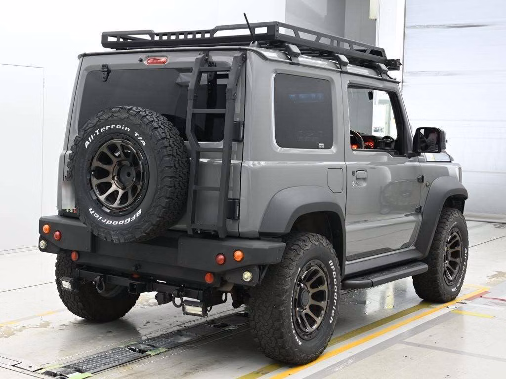 SUZUKI JIMNY SIERRA