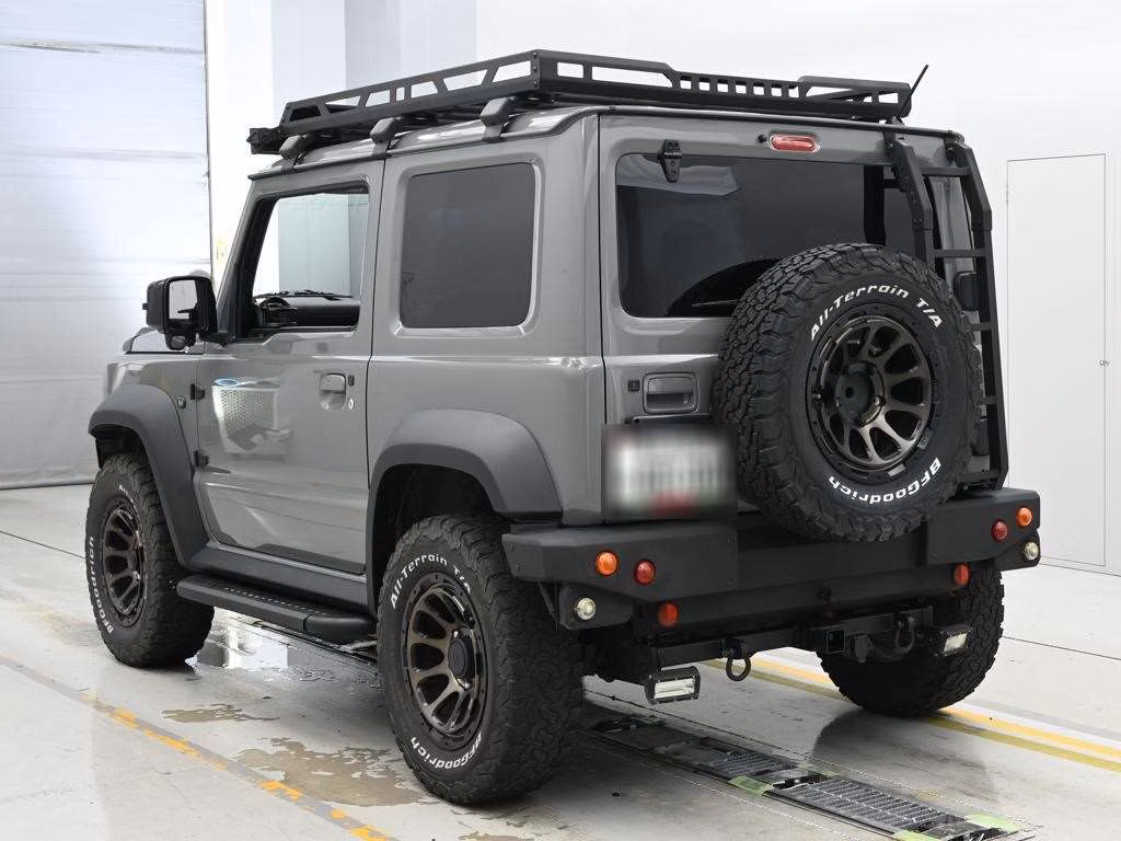 SUZUKI JIMNY SIERRA