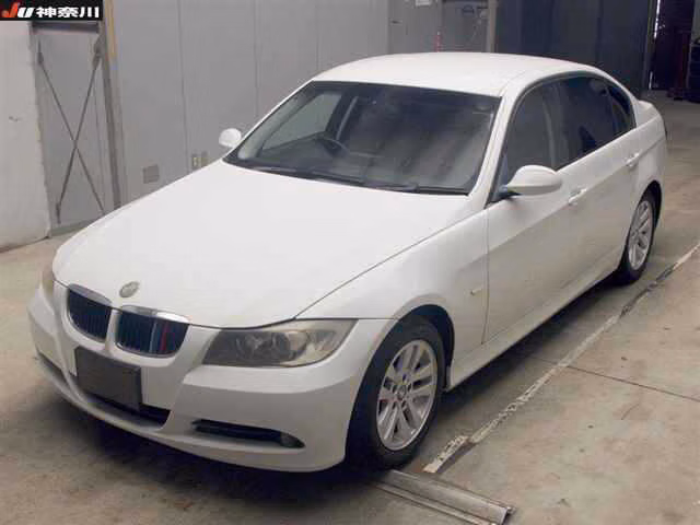 BMW 3-SERIES