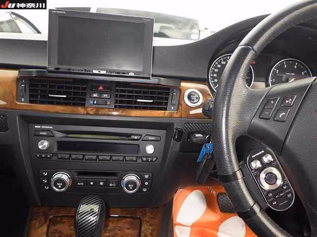 BMW 3-SERIES