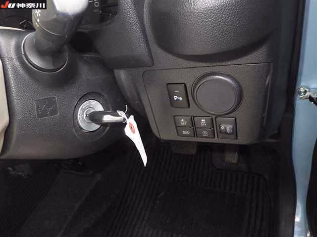 Daihatsu Mira Tocot