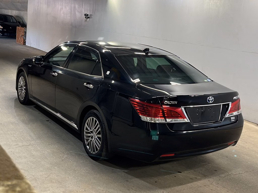 Toyota Crown Majesta